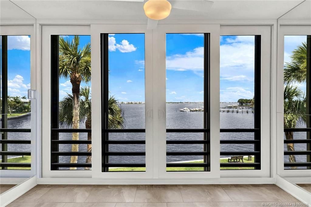 1950 SW Palm City Road, Unit 14-305, Stuart, FL 34994 Photo