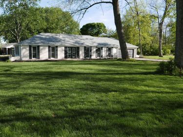 725 Hickory Hollow Road, Troy, OH 45373