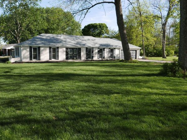 725 Hickory Hollow Road, Troy, OH 45373