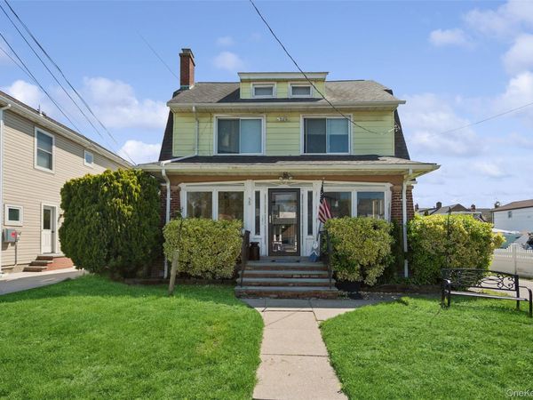 55 Prospect Avenue , East Rockaway, NY 11518