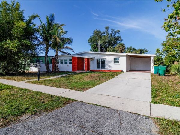 2159 FLOYD COURT , PORT CHARLOTTE, FL 33952