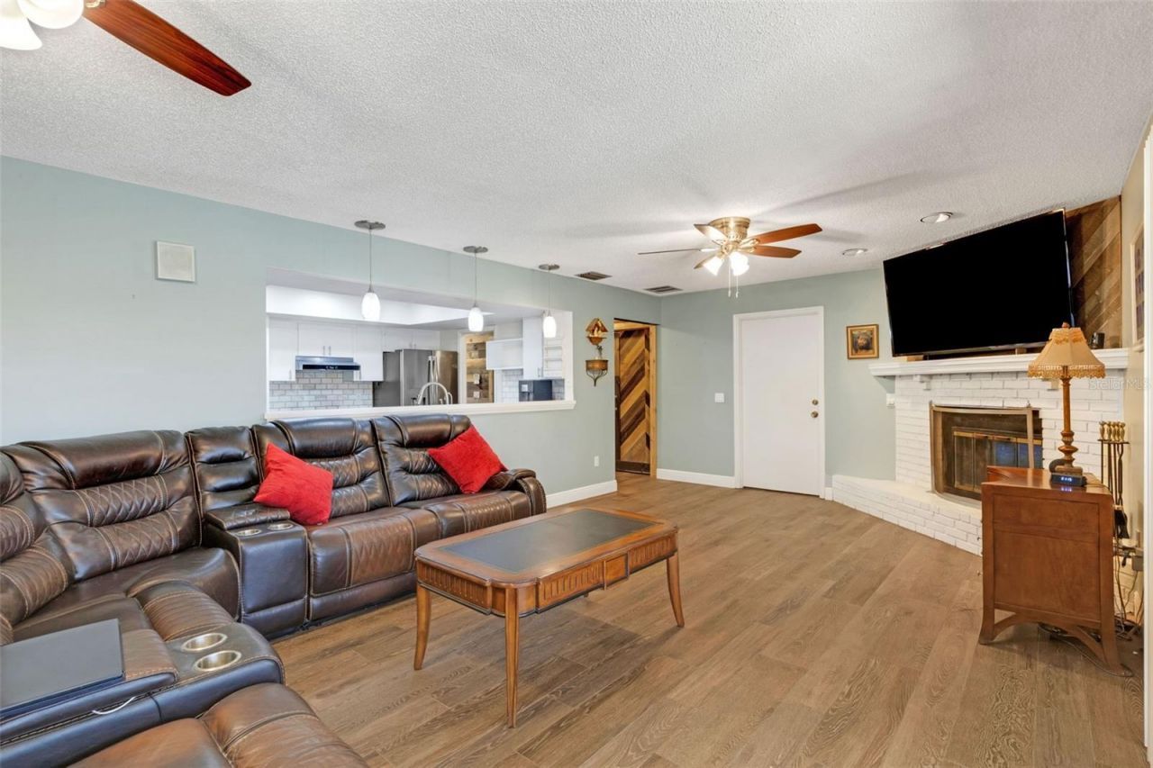 3656 Oak Grove Drive, Sarasota, FL 34243 Photo