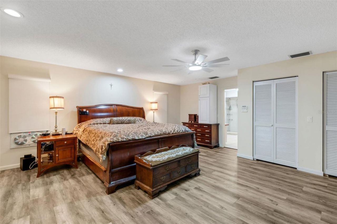 3656 Oak Grove Drive, Sarasota, FL 34243 Photo