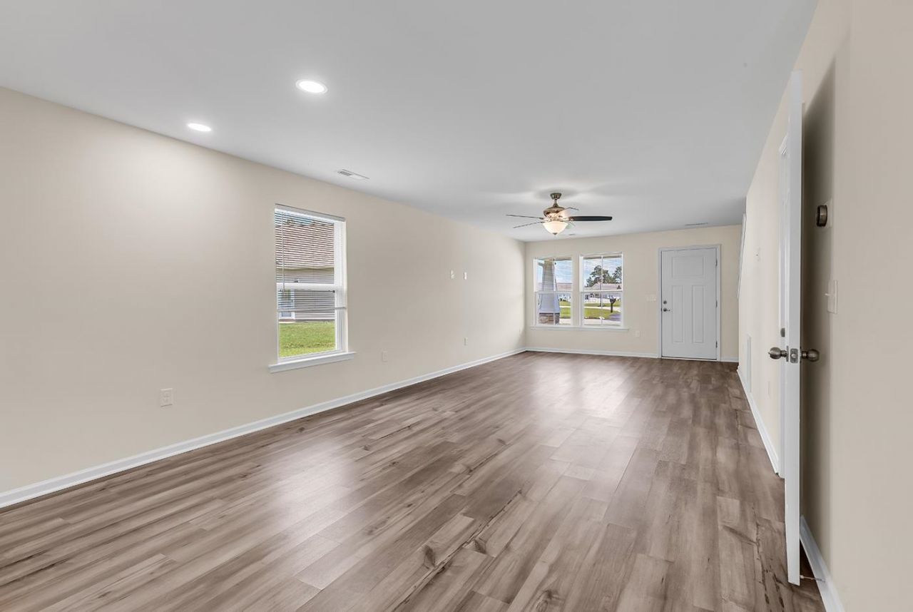 2241 Deerfield Ave. Photo 12