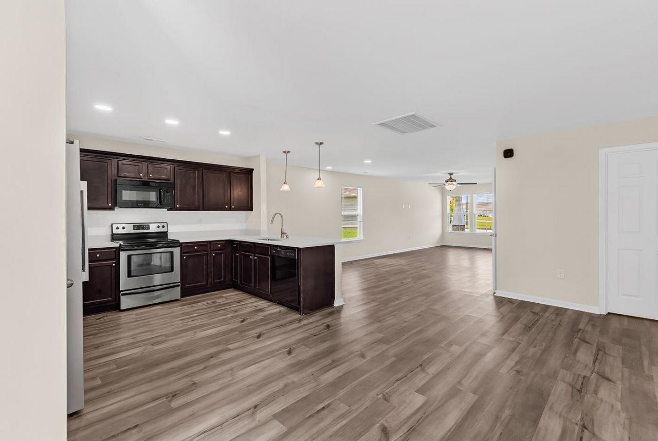 2241 Deerfield Ave. Photo 18