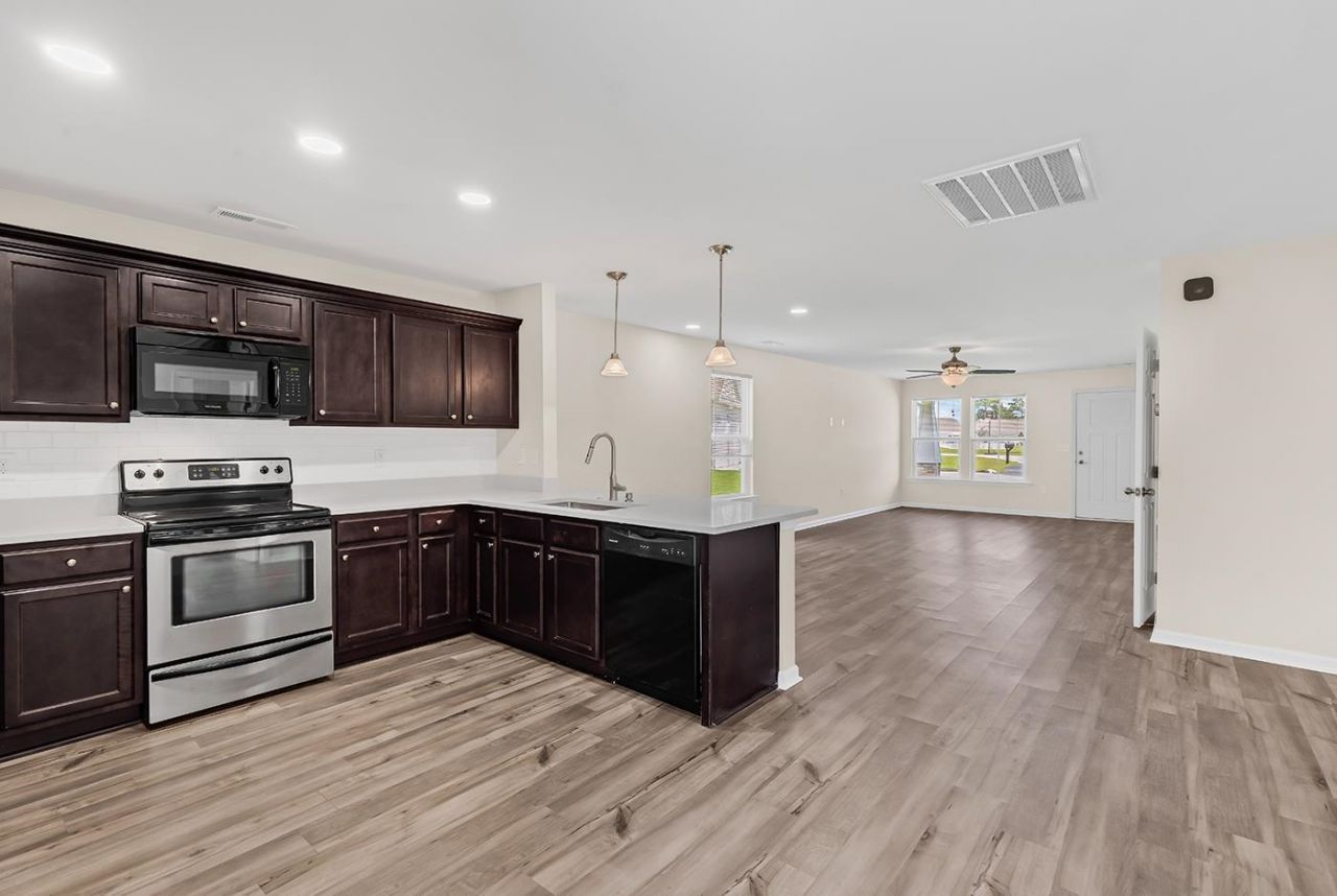 2241 Deerfield Ave. Photo 20