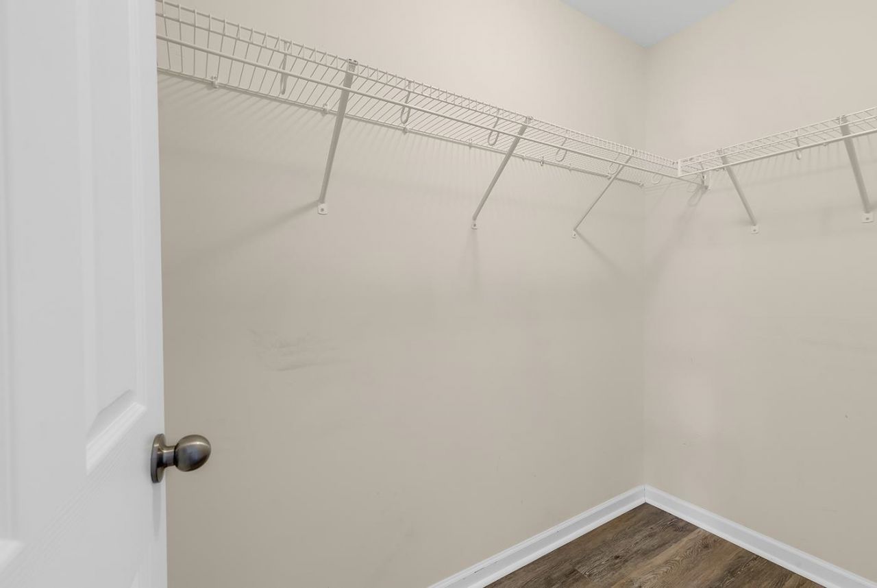 2241 Deerfield Ave. Photo 29