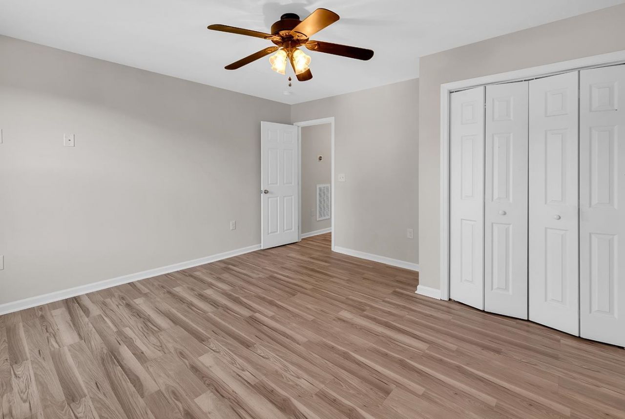 2241 Deerfield Ave. Photo 31