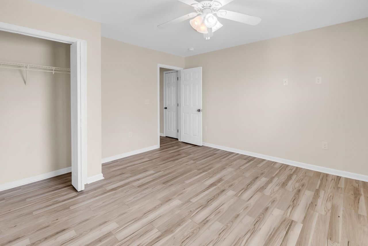 2241 Deerfield Ave. Photo 42