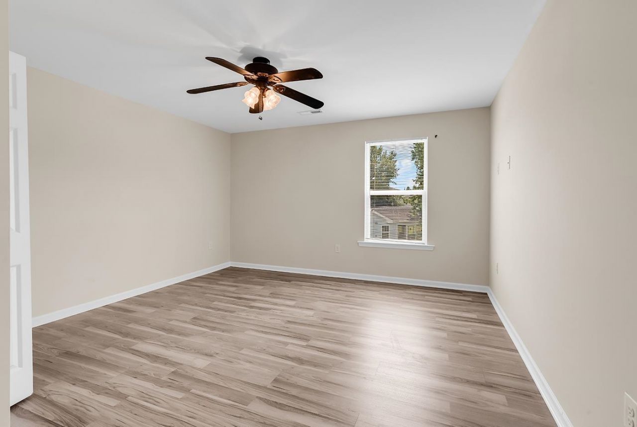2241 Deerfield Ave. Photo 45