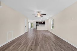 2241 Deerfield Ave. photo 4