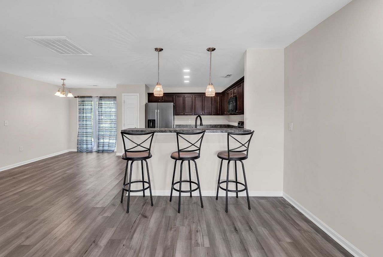 2241 Deerfield Ave. Photo 8