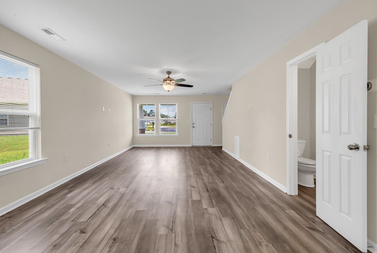 2241 Deerfield Ave. Photo 9