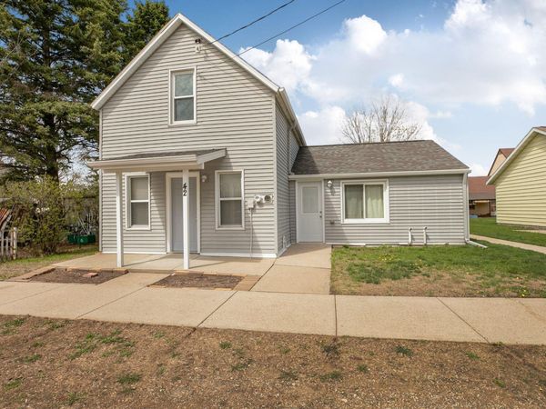 42 1st Street SE, Richmond, MN 56368