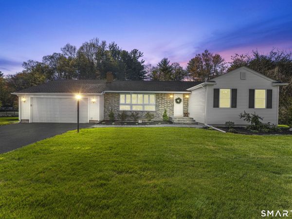 1253 North, Suffield, CT 06078