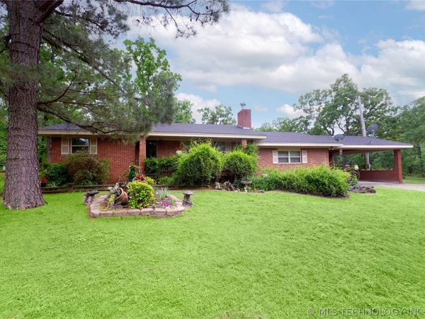105 W Mockingbird Lane , McAlester, OK 74501