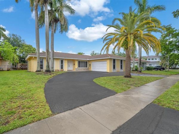 3441 N Hills Dr, Unit 00, Hollywood, FL 33021