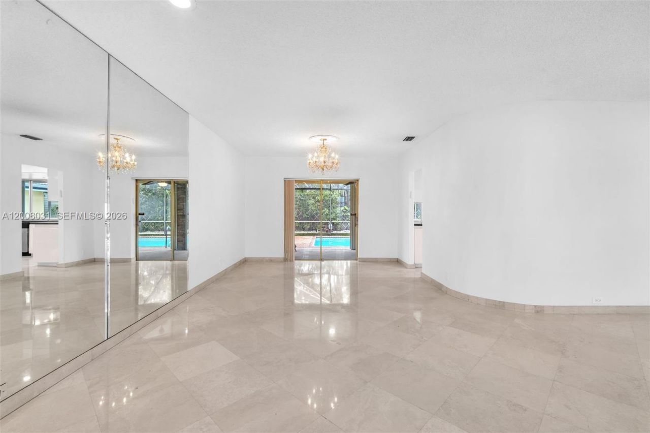 3441 N Hills Dr, Unit 00, Hollywood, FL 33021 Photo
