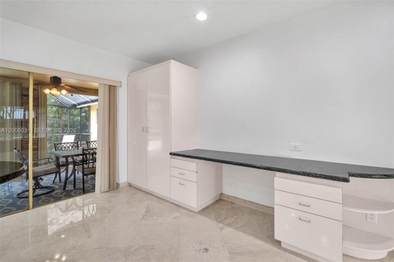 3441 N Hills Dr, Unit 00, Hollywood, FL 33021 Photo