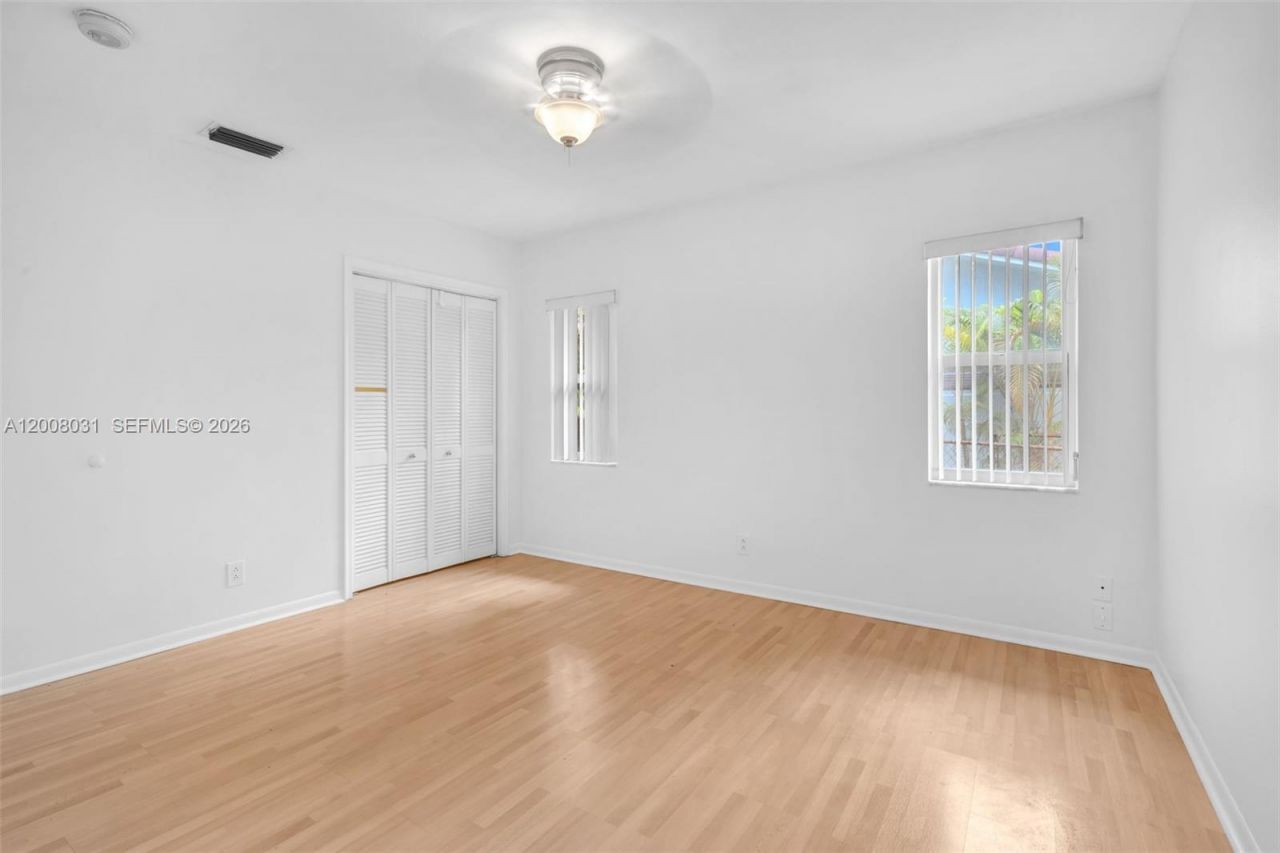 3441 N Hills Dr, Unit 00, Hollywood, FL 33021 Photo