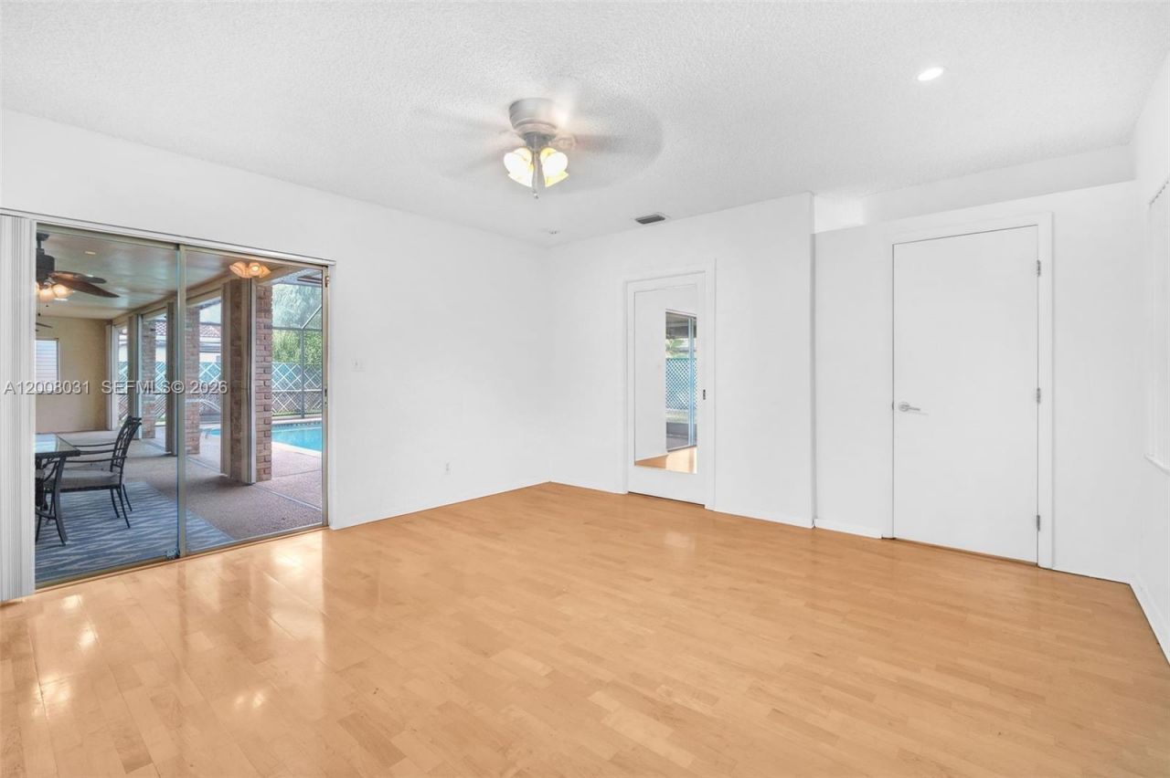 3441 N Hills Dr, Unit 00, Hollywood, FL 33021 Photo