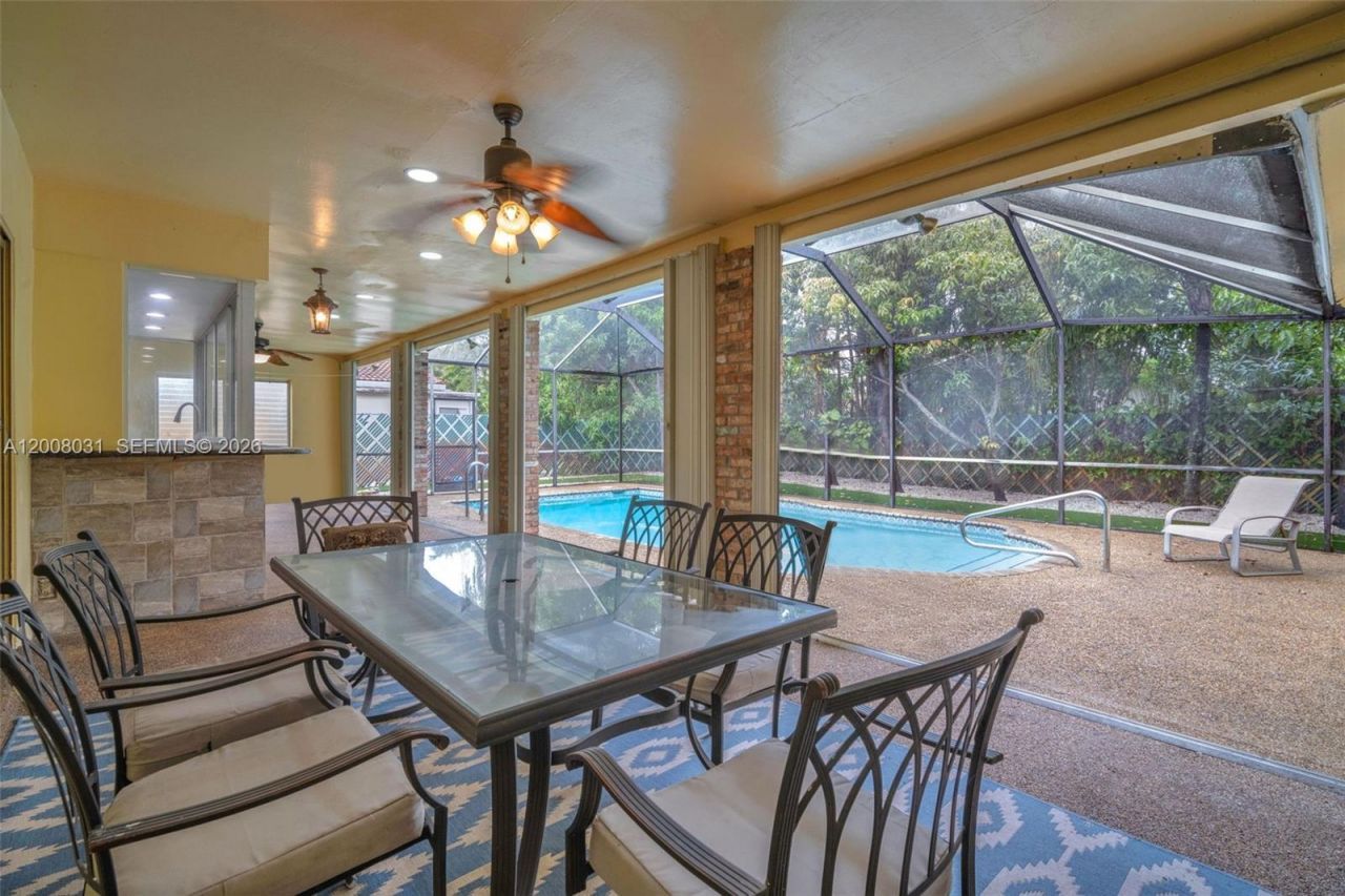 3441 N Hills Dr, Unit 00, Hollywood, FL 33021 Photo