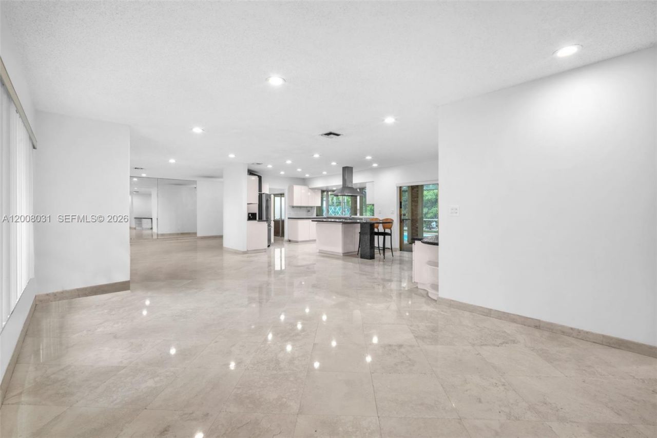 3441 N Hills Dr, Unit 00, Hollywood, FL 33021 Photo