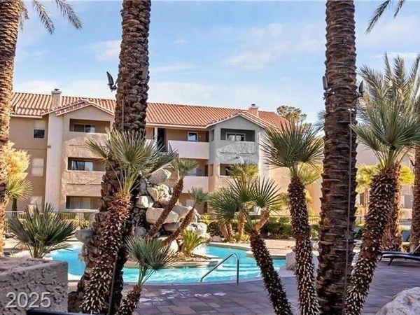 4200 S Valley View Boulevard , Unit 2012, Las Vegas, NV 89103