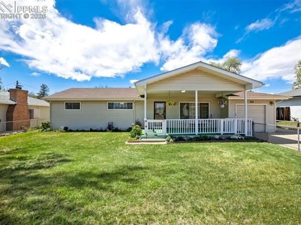 212 Rose Drive, Colorado Springs, CO 80911