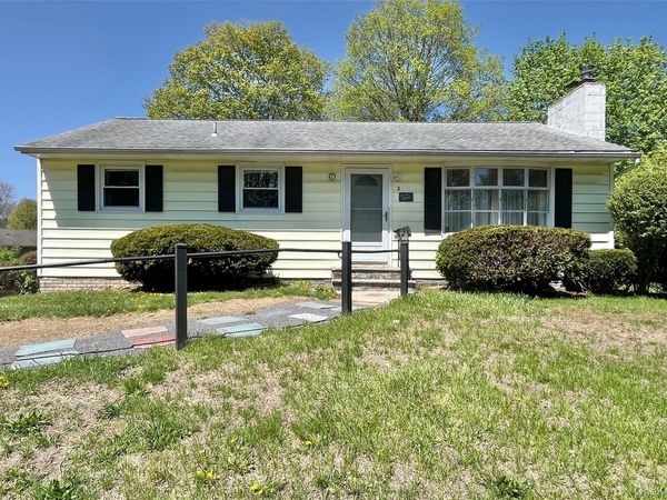 2 Long Meadow Drive, Staatsburg, NY 12580