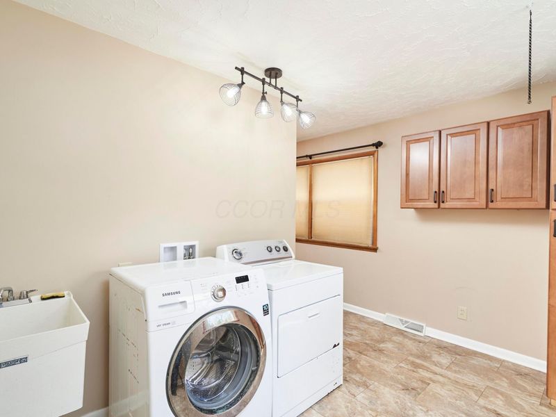 3083 Cliffside Drive, Akron, OH 44321 Photo 13