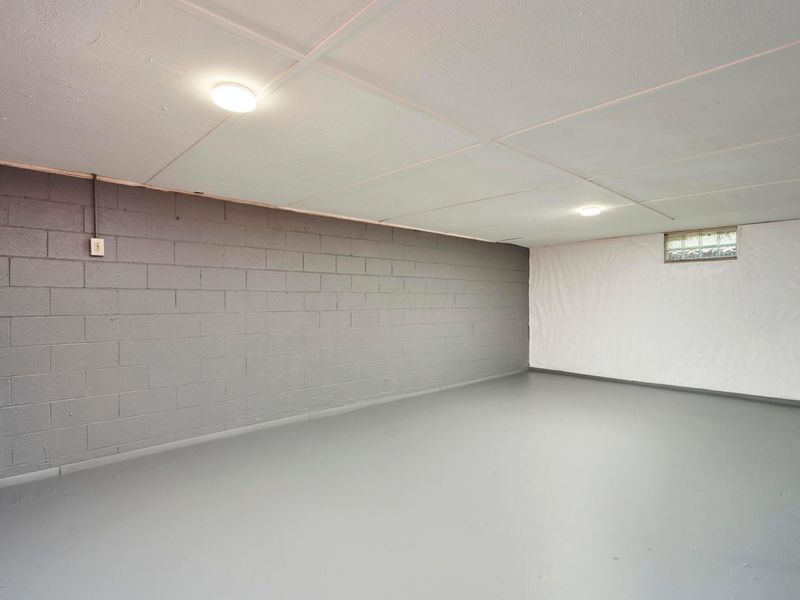 3083 Cliffside Drive, Akron, OH 44321 Photo 22