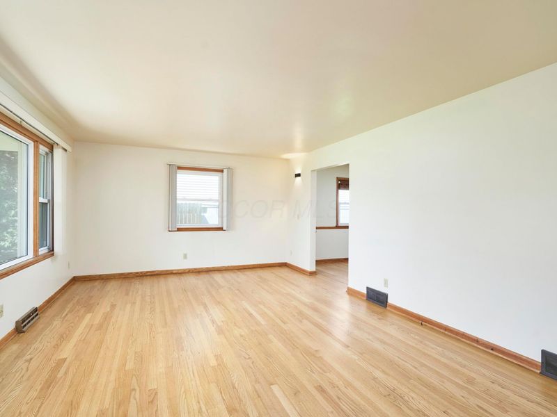 3083 Cliffside Drive, Akron, OH 44321 Photo 5