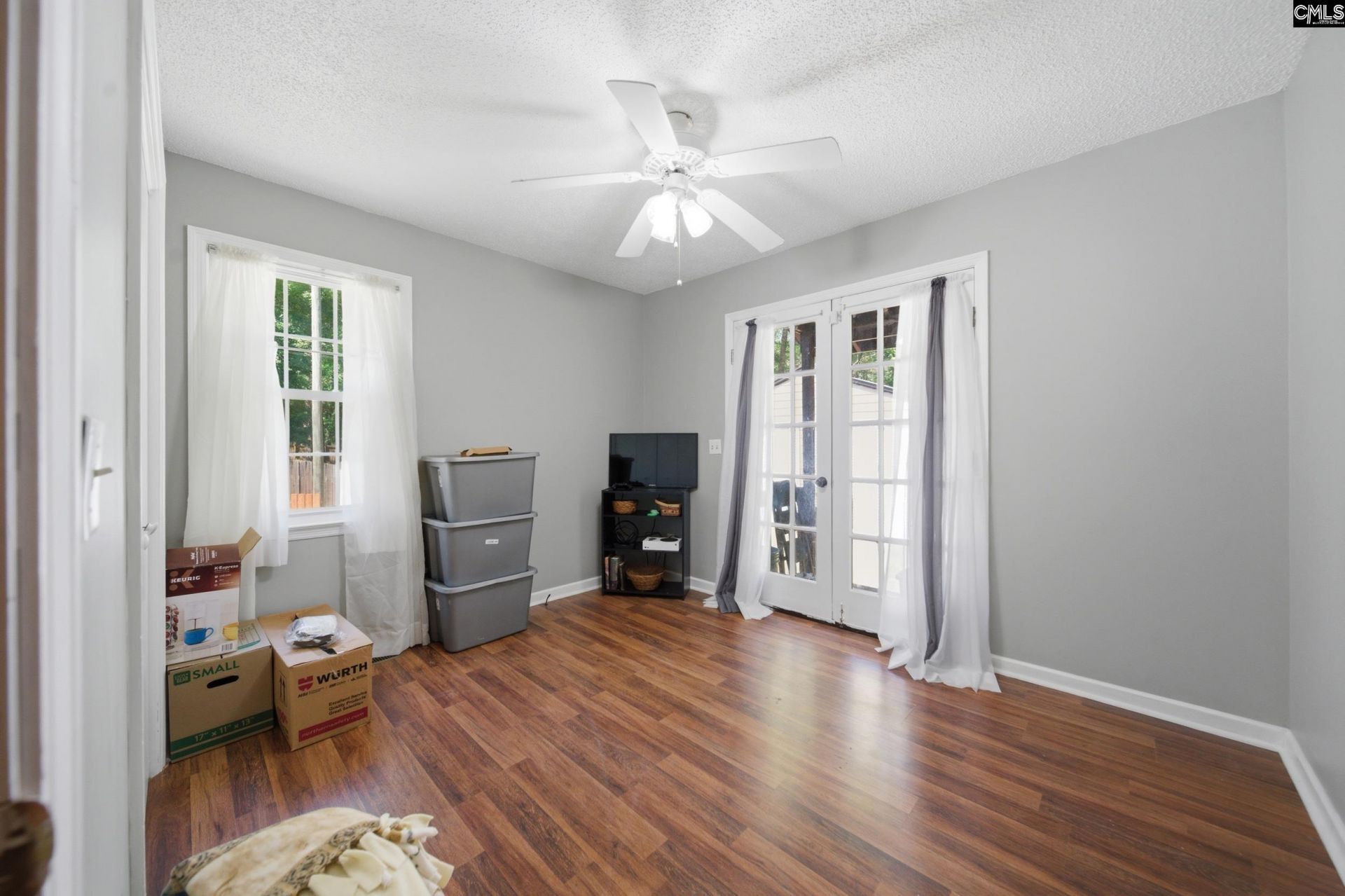 1212 Nazareth Road  Photo 10