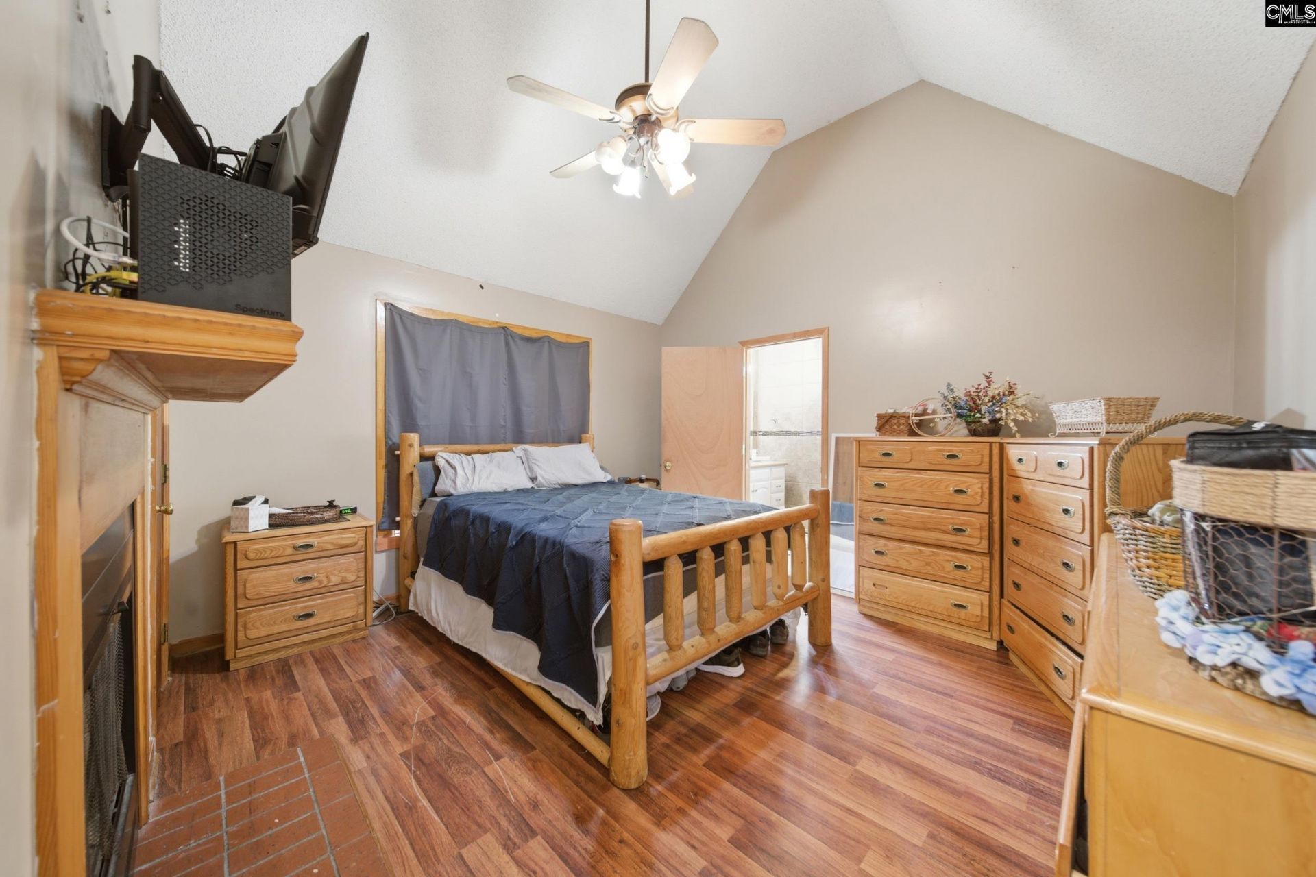 1212 Nazareth Road  Photo 7