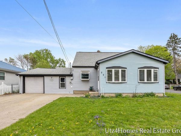 231 50th Street SW, Grand Rapids, MI 49548