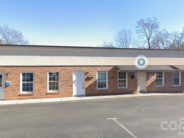 2915 Robin Road, Unit D, Charlotte, NC 28211