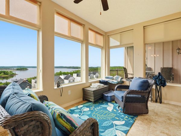 200 Majestic Drive, Unit 214, Branson, MO 65616