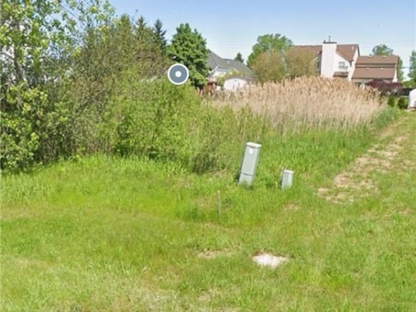 7502 Congressional Drive, Lockport, NY 14094