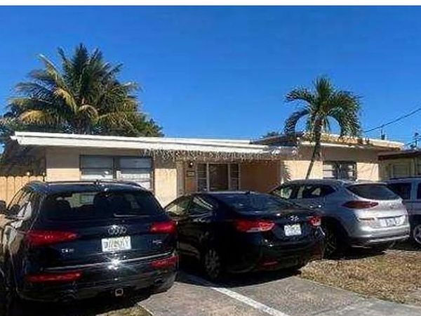 8911 SW 34TH ST, Other, FL 33165