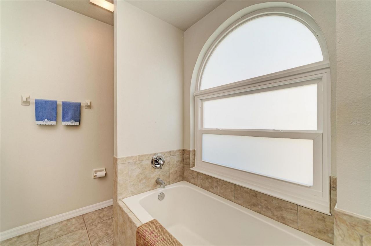 4130 70th Street Circle E, Palmetto, FL 34221 Photo