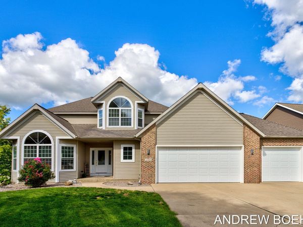 2586 Marble Court, Zeeland, MI 49464