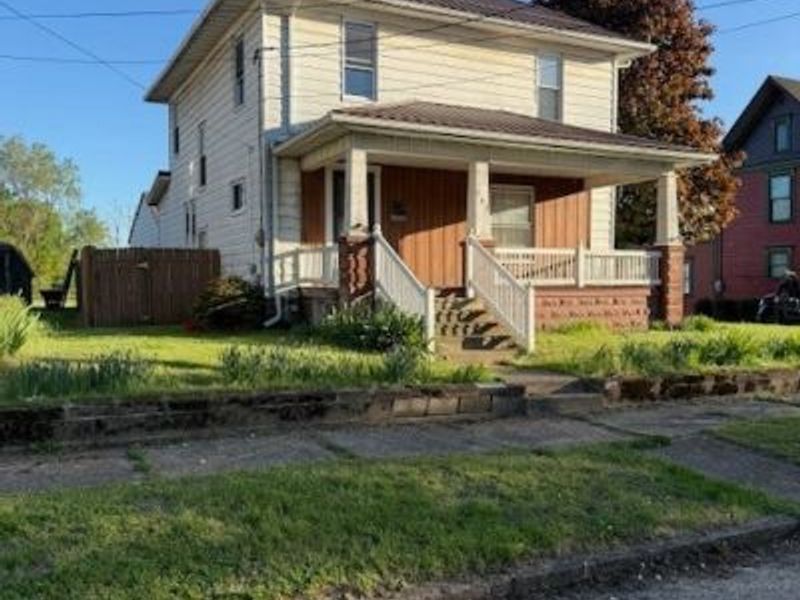 161 W Church Street, Newcomerstown, OH 43832 Photo 2