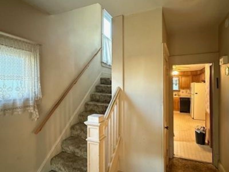 161 W Church Street, Newcomerstown, OH 43832 Photo 5