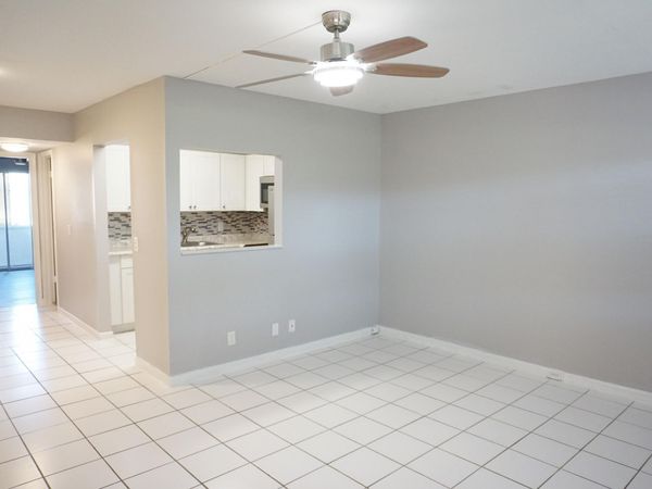 294 Chatham O, West Palm Beach, FL 33417