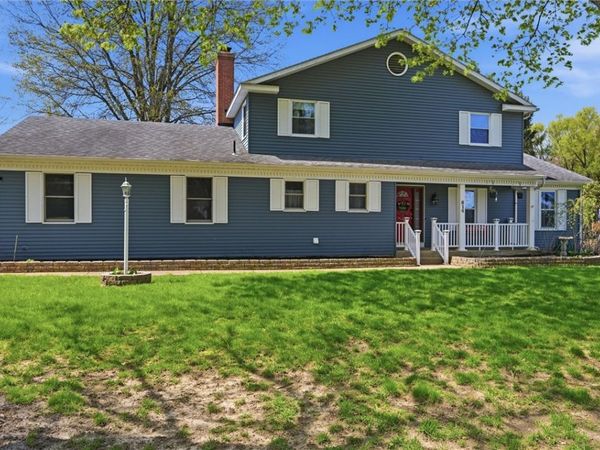 614 Pasadena Dr , Erie, PA 16505