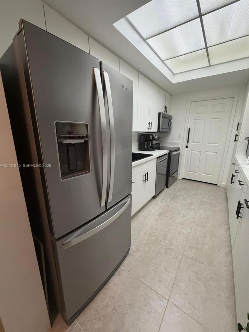 9725 NW 52nd St, Unit 202, Doral, FL 33178 Photo