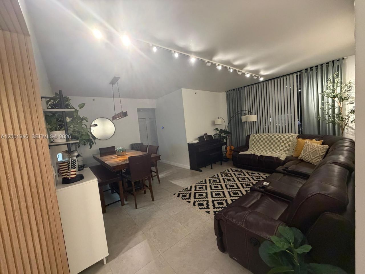 9725 NW 52nd St, Unit 202, Doral, FL 33178 Photo