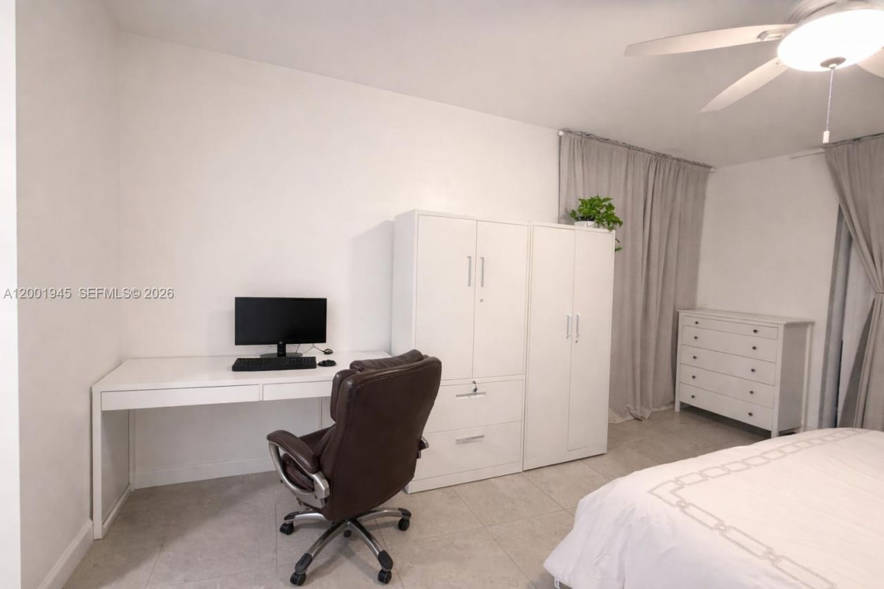 9725 NW 52nd St, Unit 202, Doral, FL 33178 Photo