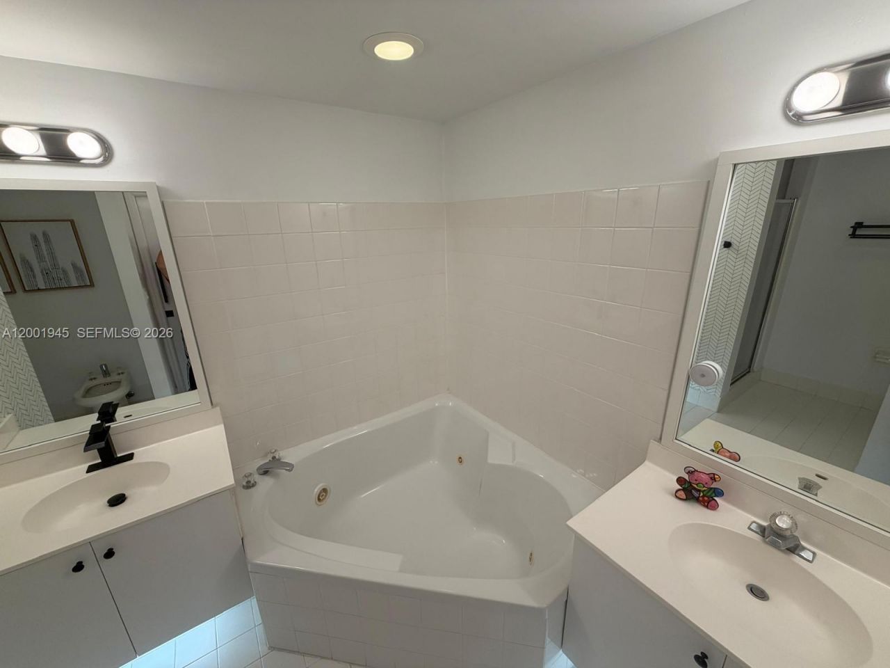 9725 NW 52nd St, Unit 202, Doral, FL 33178 Photo